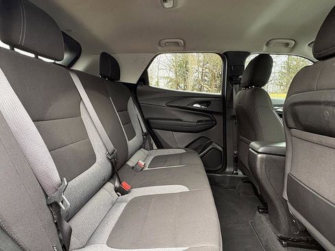 Certified 2025 Chevrolet TrailBlazer LS w/ LS Convenience Package image 12