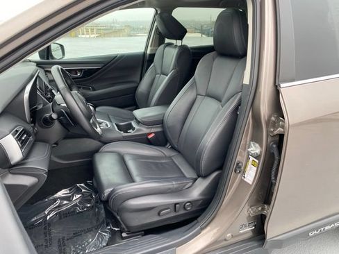 Used 2023 Subaru Outback Limited XT AWD/4WD image 19