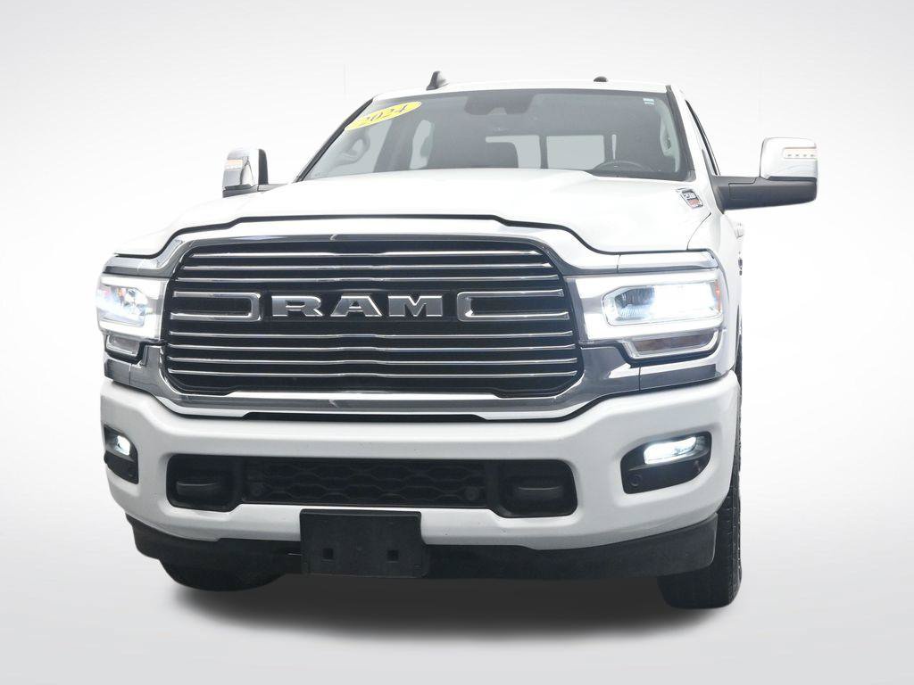 Used 2024 RAM 2500 Laramie w/ Safety Group AWD/4WD image 2