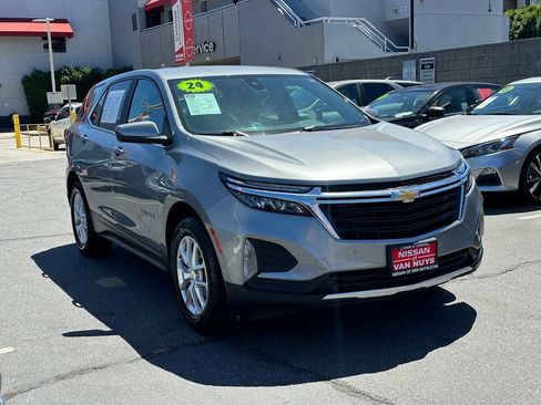 Used 2024 Chevrolet Equinox LT FWD image 10