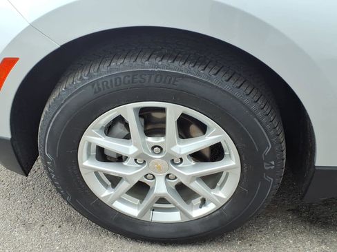 Used 2022 Chevrolet Equinox LT AWD/4WD image 8