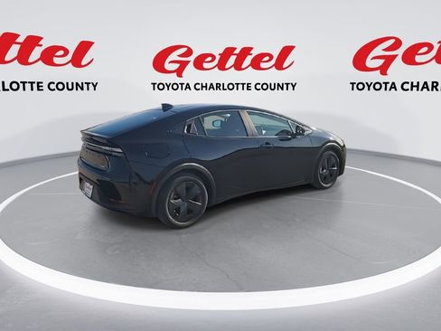 New 2026 Toyota Prius Plug-In Hybrid image 8