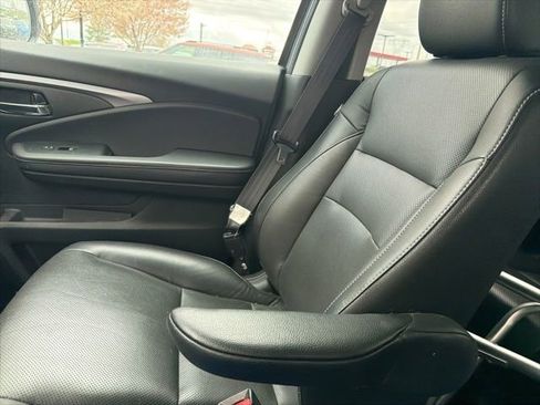 Used 2023 Honda Ridgeline RTL-E image 14