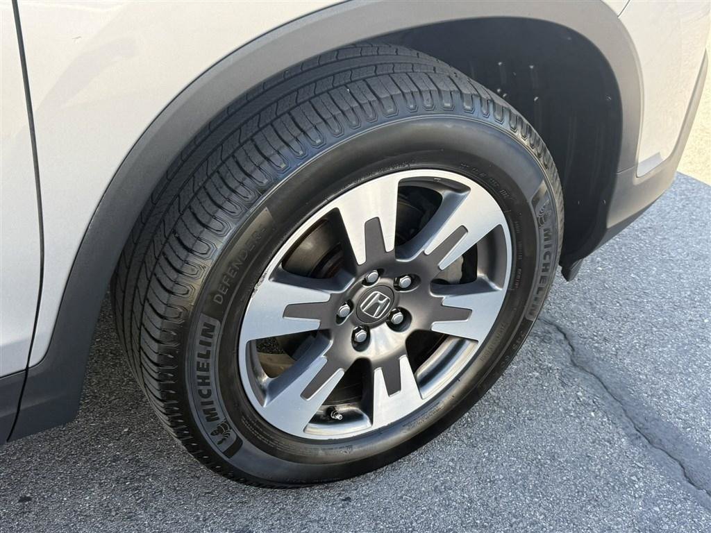 Used 2017 Honda Ridgeline RTL-T image 9