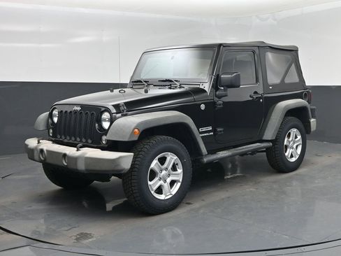 Used 2016 Jeep Wrangler Sport w/ Quick Order Package 24S AWD/4WD image 9