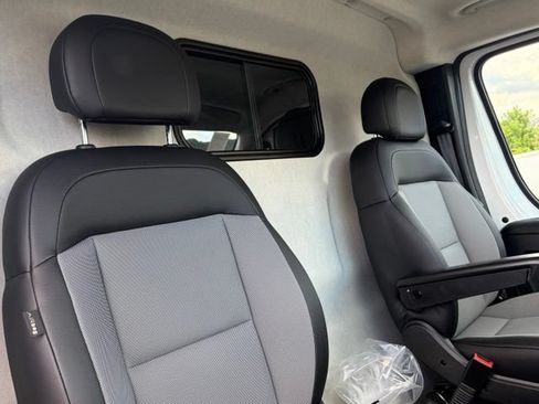 New 2026 RAM ProMaster 3500 w/ Convenience Group FWD image 30