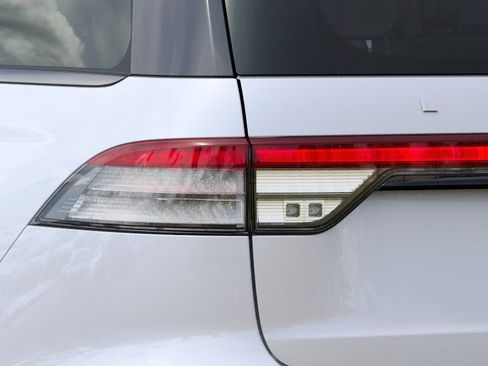 New 2027 Lincoln Aviator Reserve AWD/4WD image 21