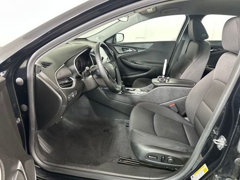Used 2023 Chevrolet Malibu LT image 11