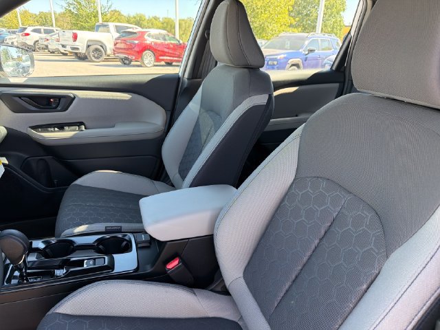 New 2026 Subaru Forester AWD/4WD image 19