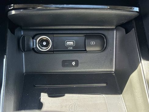 Used 2022 Kia Telluride SX w/ SX Prestige Package AWD/4WD image 15