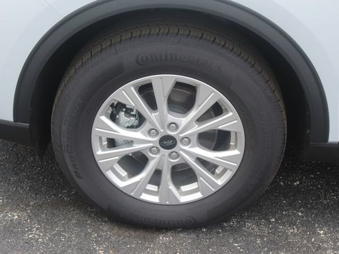 New 2026 Ford Escape Active w/ Cold Weather Package AWD/4WD image 3