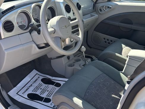 Used 2006 Chrysler PT Cruiser image 9