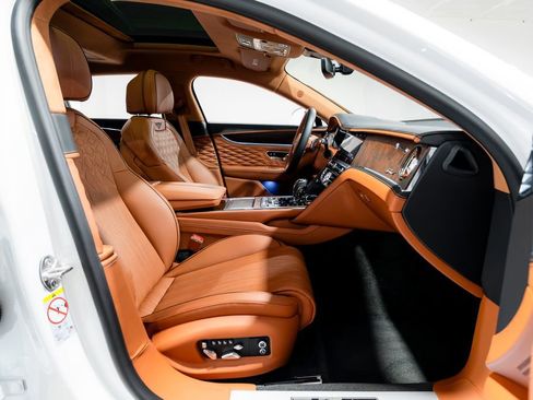 Used 2023 Bentley Flying Spur W12 AWD/4WD image 72