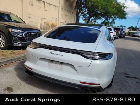 Used 2022 Porsche Panamera image 16