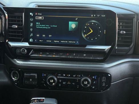 Used 2024 Chevrolet Silverado 1500 High Country w/ High Country Premium Package image 18