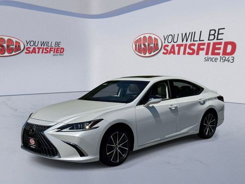 Used 2023 Lexus ES 350 w/ Premium Package FWD image 3