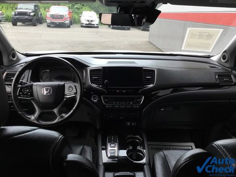 Used 2021 Honda Pilot Touring image 27