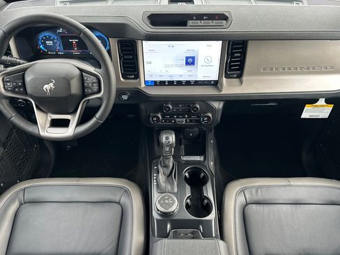 New 2025 Ford Bronco Outer Banks image 12