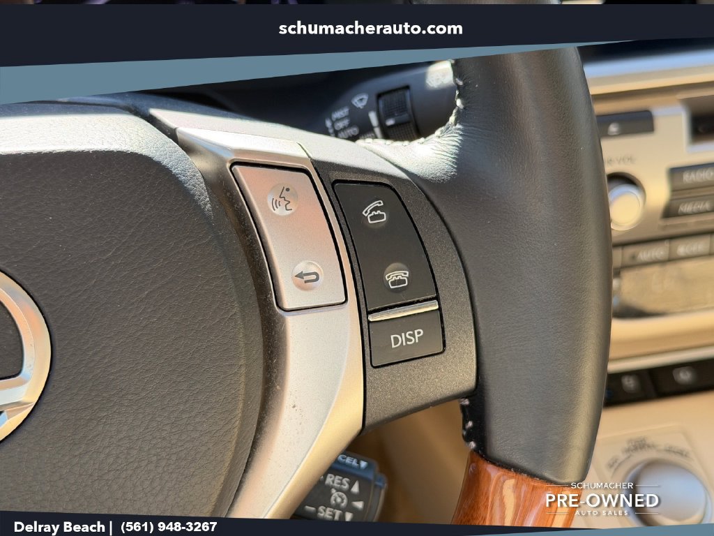 Used 2014 Lexus ES 300h w/ Premium Package w/Bamboo Trim FWD image 30