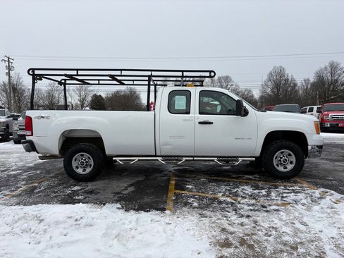 Used 2010 GMC Sierra 3500 W/T image 5