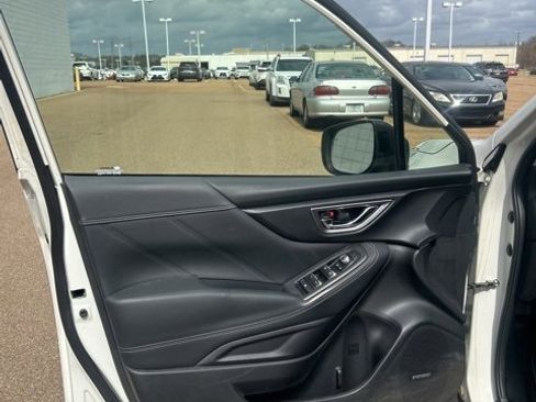 Used 2020 Subaru Forester Limited w/ Popular Package #3 image 15