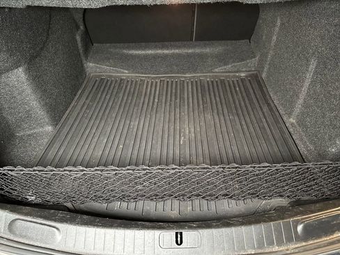 Used 2019 Chevrolet Impala Premier w/ Premier Convenience Package FWD image 23