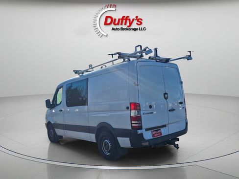 Used 2008 Dodge Sprinter 2500 RWD image 11