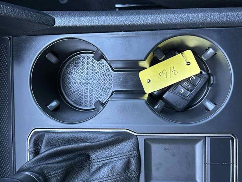 Used 2019 Volkswagen Atlas SE FWD image 39