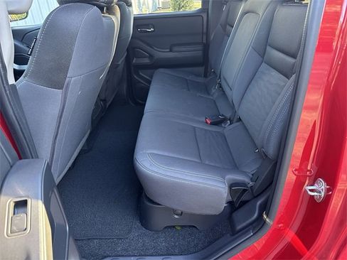 Used 2023 Nissan Frontier SV w/ Tow Package image 14