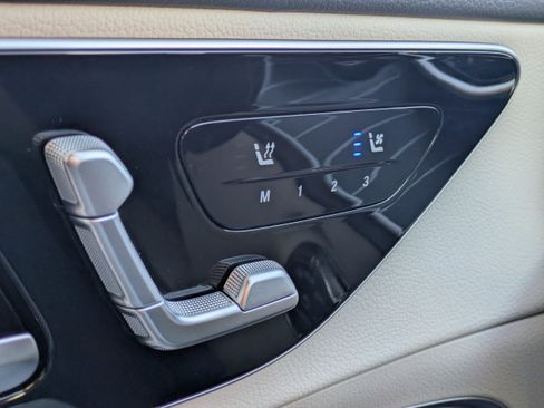 Used 2024 Mercedes-Benz C 300 Sedan image 26