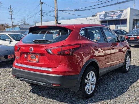 Used 2018 Nissan Rogue Sport S w/ S Appearance Package FWD image 6