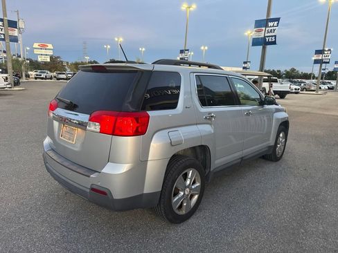Used 2015 GMC Terrain SLT w/ Chrome Edition FWD image 5