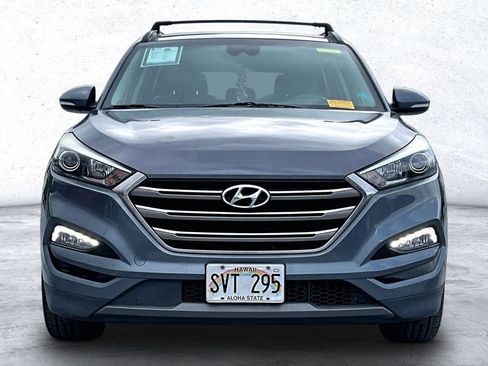 Used 2016 Hyundai Tucson Limited w/ Option Group 03 FWD image 3