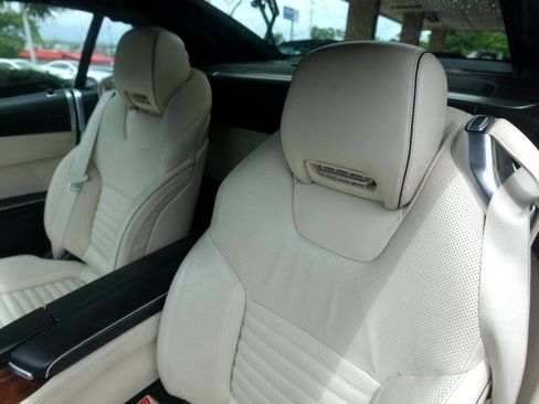 Used 2014 Mercedes-Benz SL 550 w/ Sport Wheel Package image 13