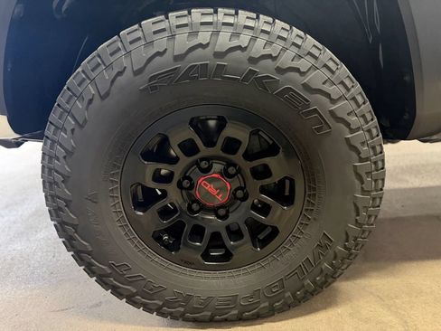 Used 2019 Toyota Tacoma TRD Pro AWD/4WD image 32
