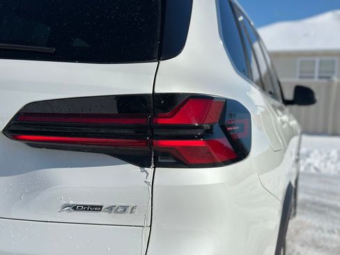 Certified 2024 BMW X5 xDrive40i w/ Premium Package image 12