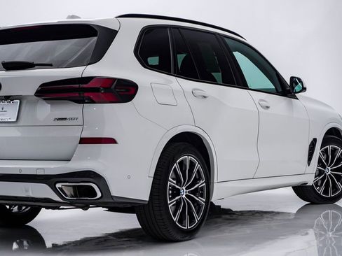 Used 2024 BMW X5 xDrive40i w/ M Sport Package image 10