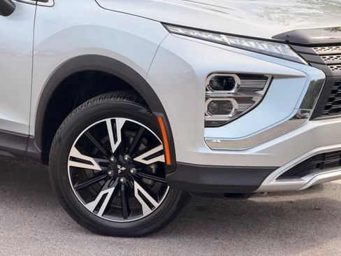Used 2025 Mitsubishi Eclipse Cross SE AWD/4WD image 2