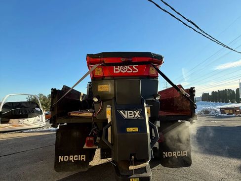 Used 2005 Ford F450 4x4 Regular Cab Super Duty image 19