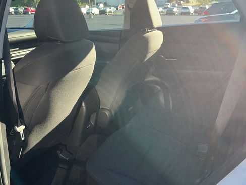 Used 2025 Hyundai Tucson SE AWD/4WD image 26