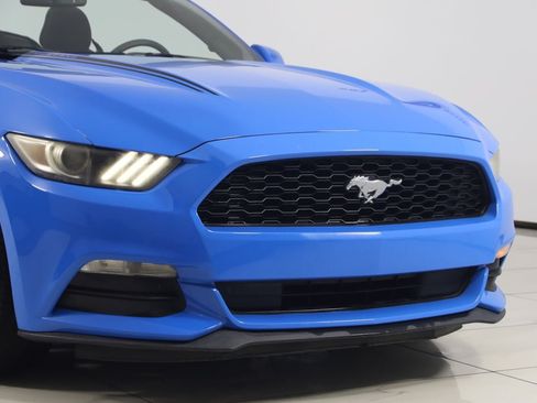 Used 2017 Ford Mustang Convertible RWD image 43