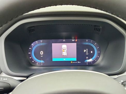 New 2025 Volvo XC60 B5 Core w/ Protection Package Premier image 24