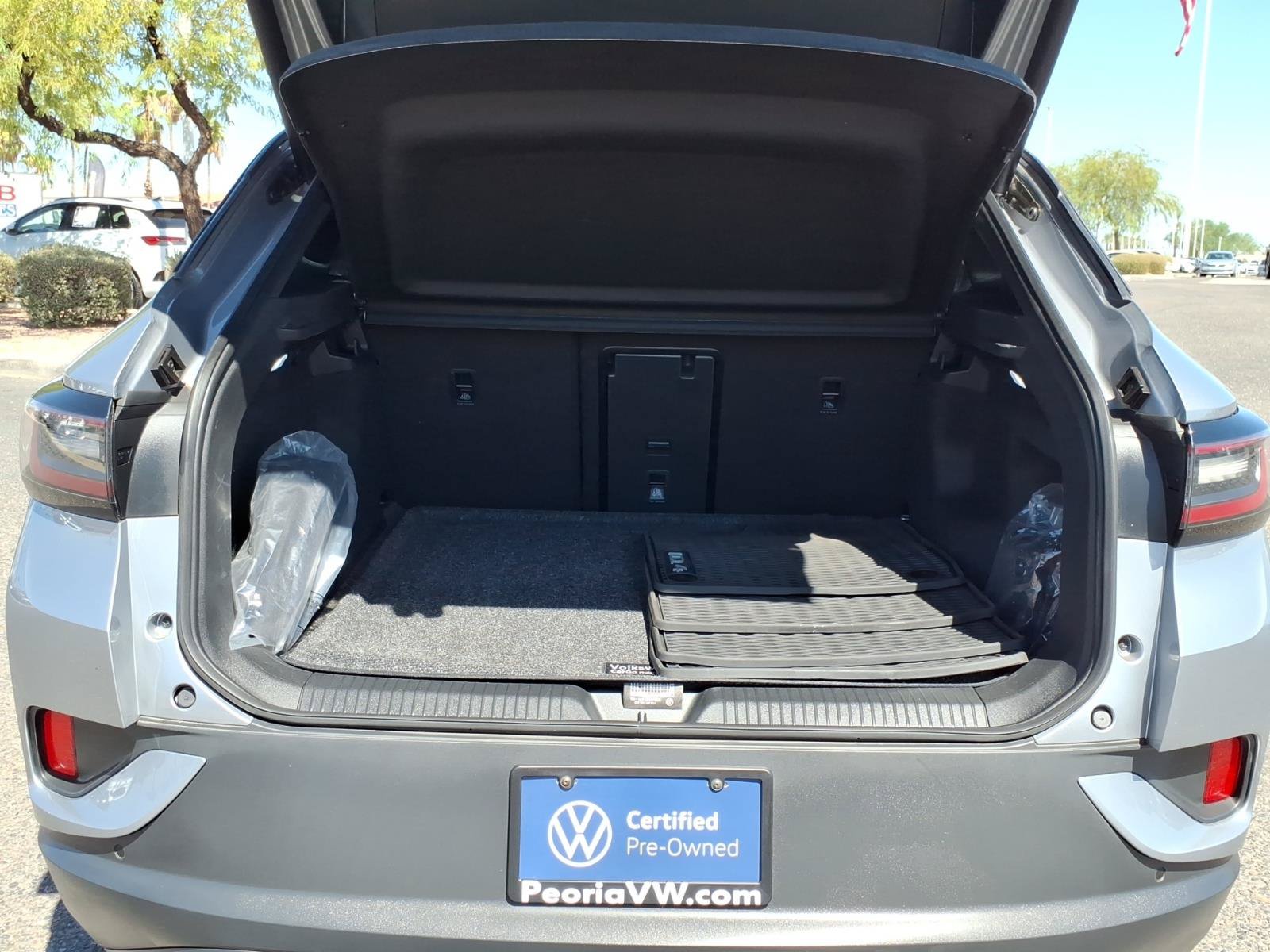 Certified 2025 Volkswagen ID.4 Pro S AWD/4WD image 17