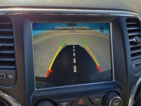 Used 2017 Jeep Grand Cherokee Trailhawk w/ Trailhawk Luxury Group image 29