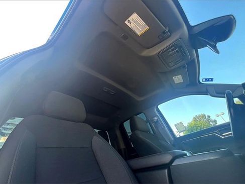 Used 2022 Chevrolet Silverado 1500 LT image 23