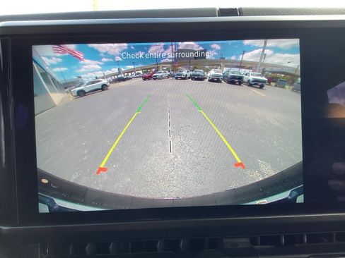 Used 2024 Jeep Wrangler Unlimited Rubicon AWD/4WD image 19