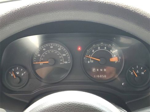 Used 2014 Jeep Patriot Sport image 17