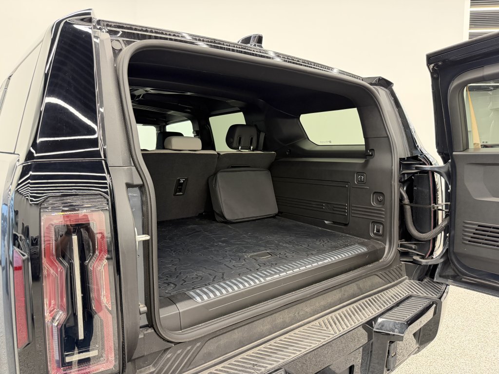 Used 2026 GMC Hummer EV SUV AWD/4WD image 14