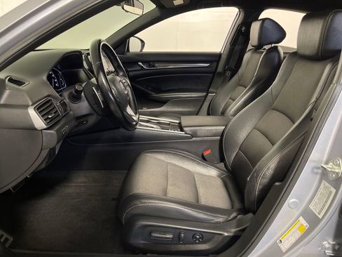 Used 2020 Honda Accord Sport image 12