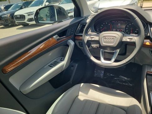 Certified 2023 Audi Q5 2.0T Premium w/ Convenience Package AWD/4WD image 13